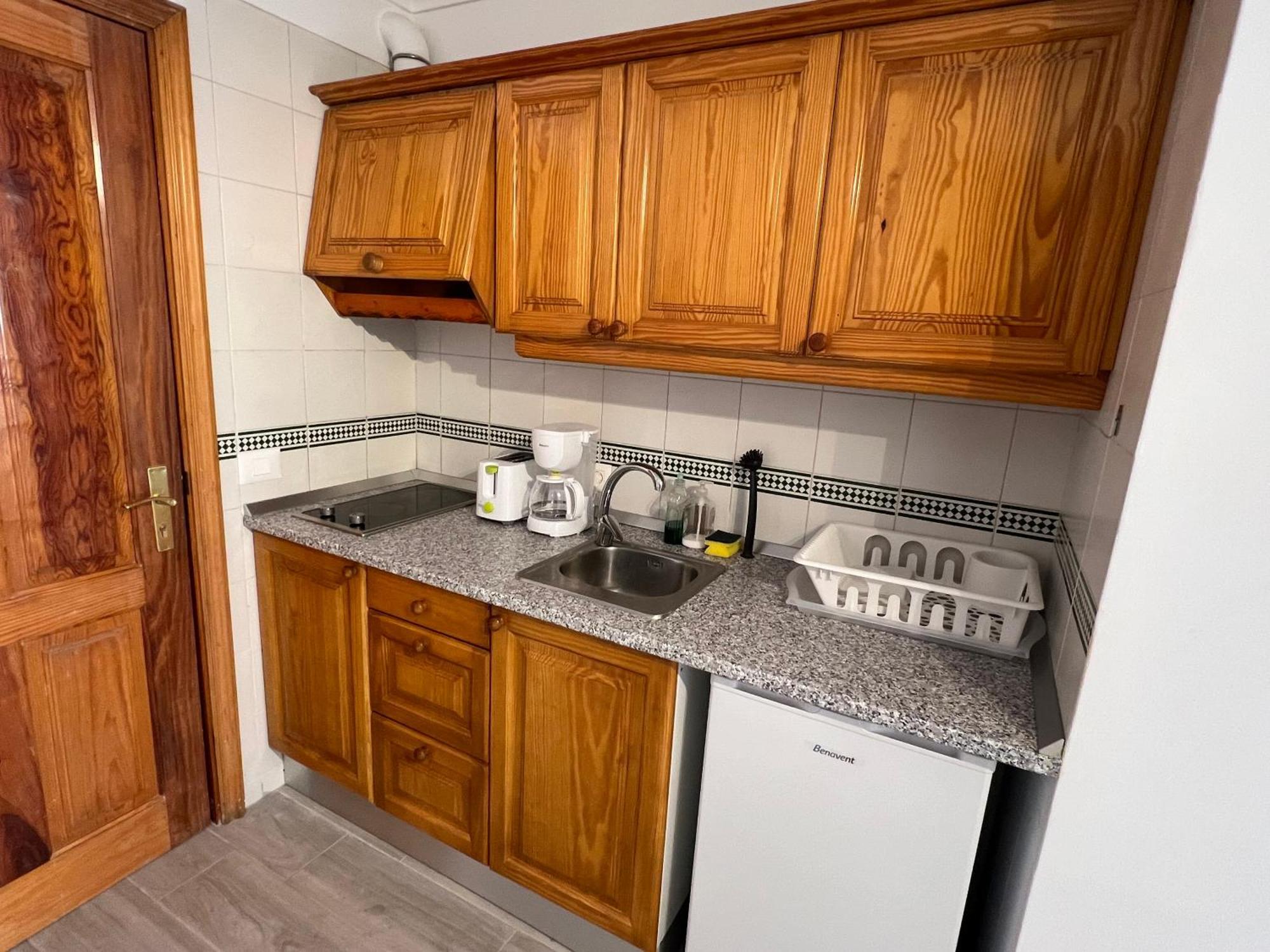 Air Conditioning, Private Parking And Fully Equipped Kitchen In Hotel Room In Golf Del Sur, Tenerife Сан Мигел де Абона Екстериор снимка